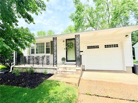 Tiny photo for 3 Perimeter Road, Whitestown, NY 13492 (MLS # S1690325)