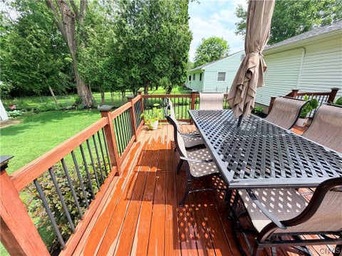 Tiny photo for 3 Perimeter Road, Whitestown, NY 13492 (MLS # S1690325)