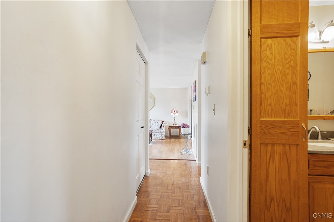 9458 Madison Avenue, Cicero, New York image 13