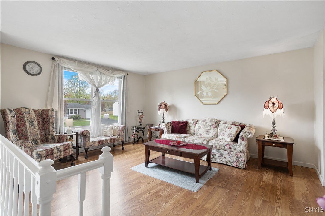 9458 Madison Avenue, Cicero, New York image 4