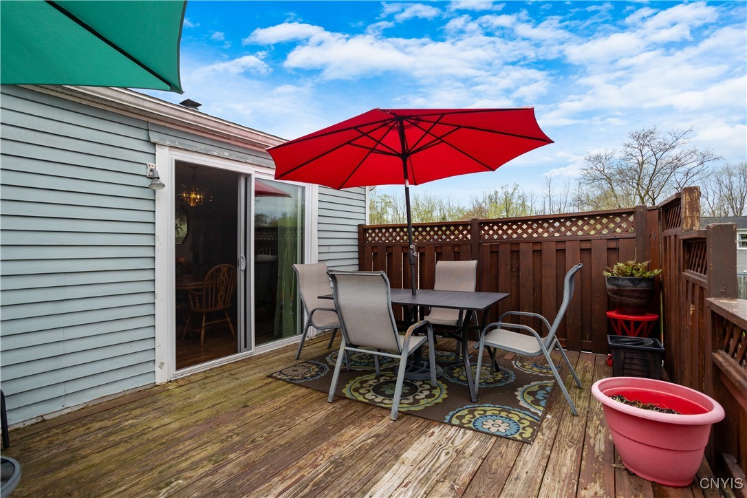 9458 Madison Avenue, Cicero, New York image 26