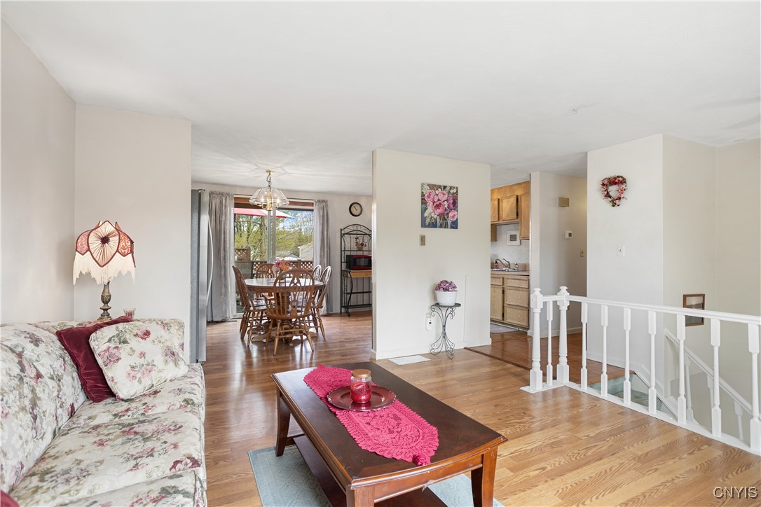 9458 Madison Avenue, Cicero, New York image 6