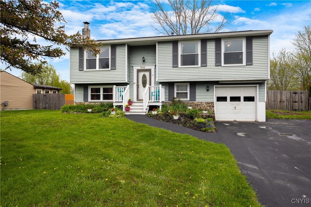 9458 Madison Avenue, Cicero, New York image 30