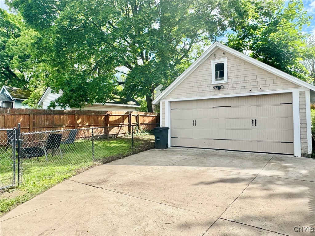 171 Maplehurst Avenue, Syracuse, New York image 2