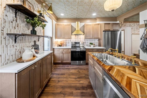 Tiny photo for 312 Elm Street, Manlius, NY 13066 (MLS # S1716144)
