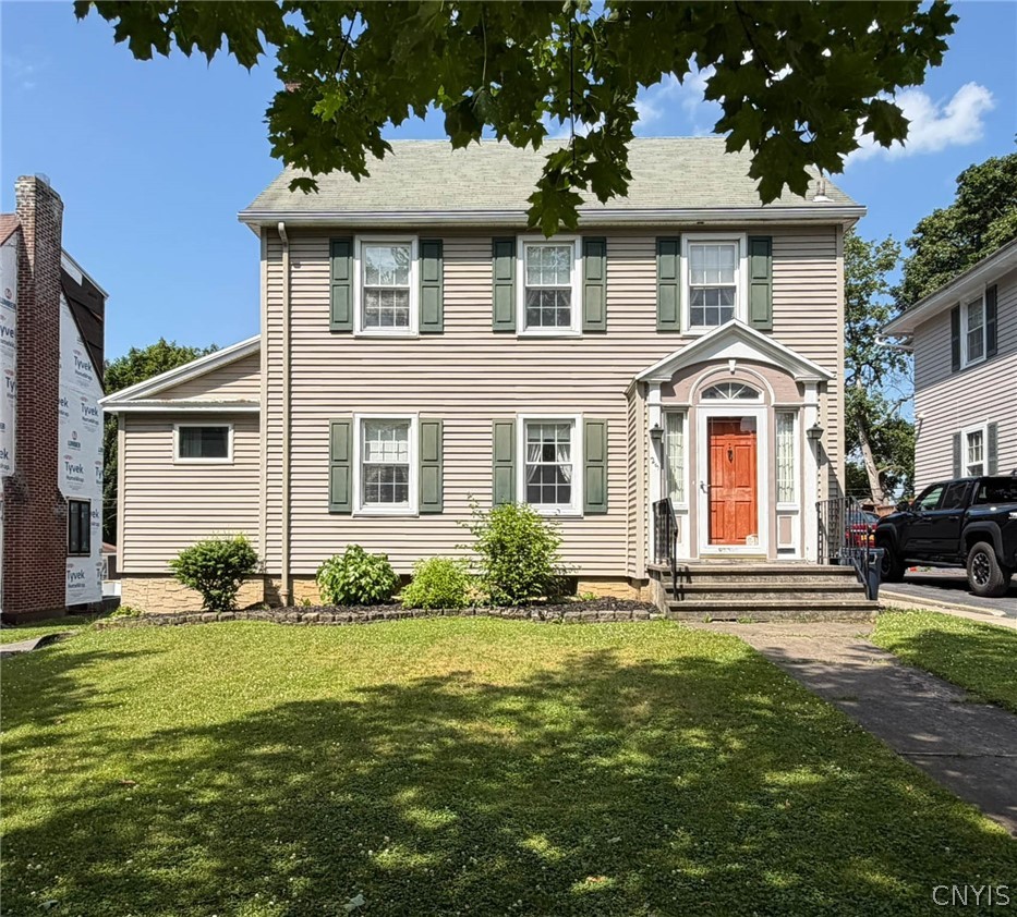 25 Bonnie Brae