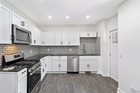 Tiny photo for 430 Maple Street, Syracuse, NY 13210 (MLS # S1724350)