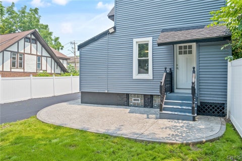 Tiny photo for 430 Maple Street, Syracuse, NY 13210 (MLS # S1724350)