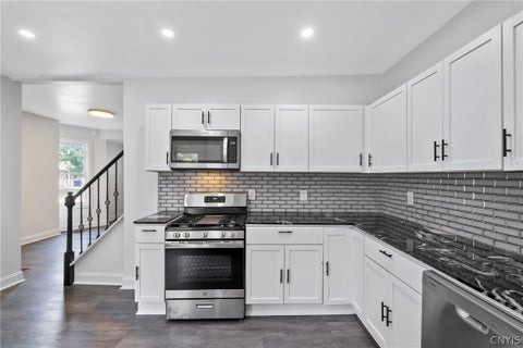 Tiny photo for 430 Maple Street, Syracuse, NY 13210 (MLS # S1724350)