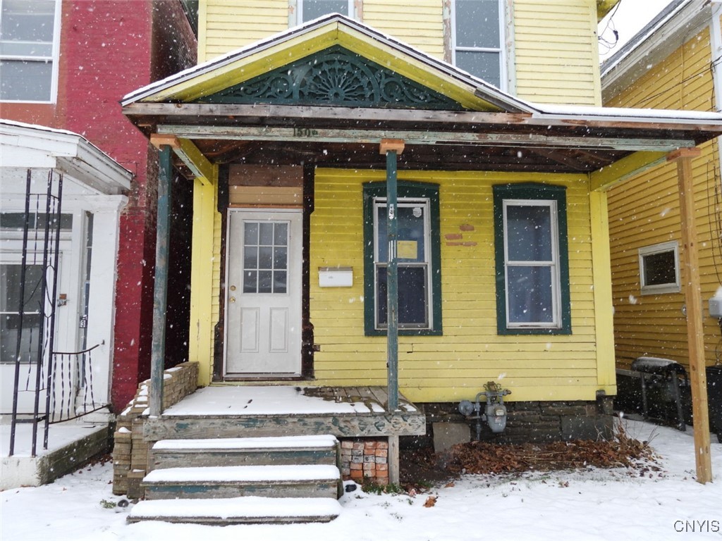 150 1/2 E 3rd Street