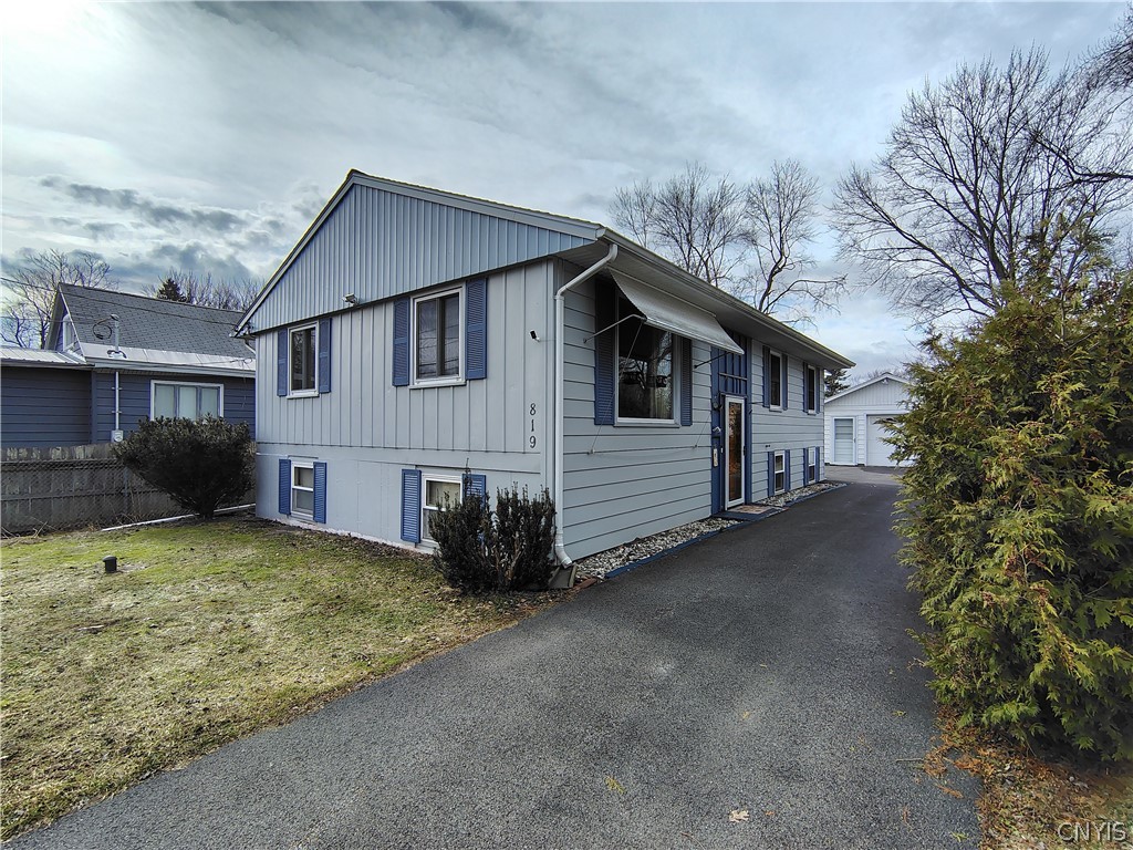 819 W Liberty Street