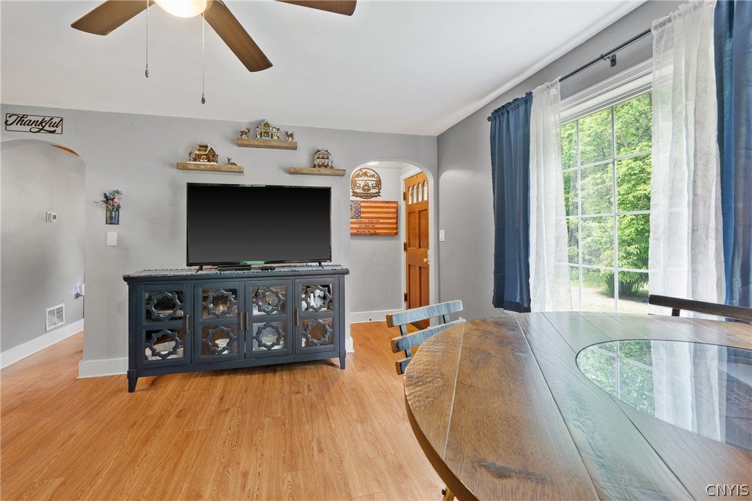 2696 Lyons Road
