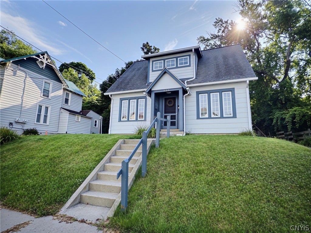 123 Linden Avenue