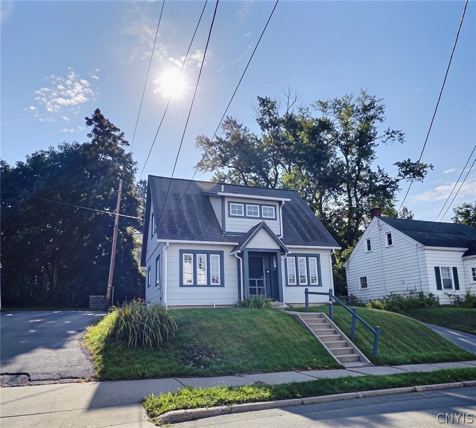MLS: S1704387