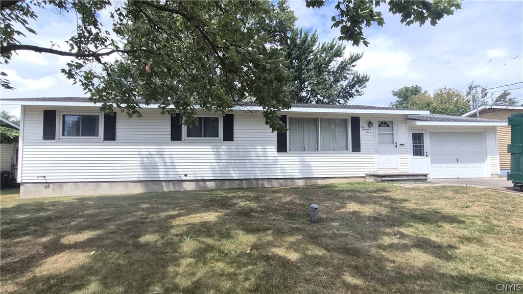 Photo of 111 Grandy Drive, Salina, NY 13088 (MLS # S1716199)