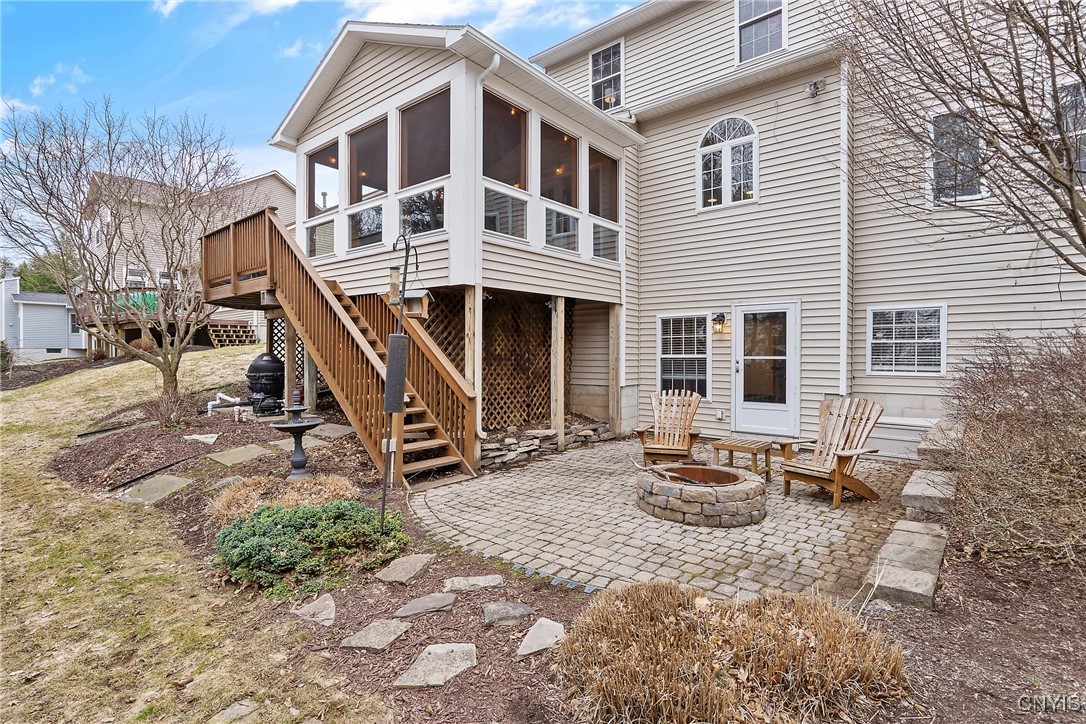 108 Topaz Trl, Camillus, New York image 34