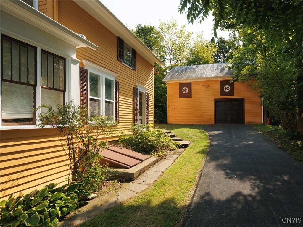 113 Riverside Avenue