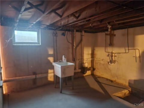 Tiny photo for 9 Terrace Hill Drive, New Hartford, NY 13413 (MLS # S1655078)