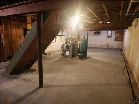 Tiny photo for 9 Terrace Hill Drive, New Hartford, NY 13413 (MLS # S1655078)