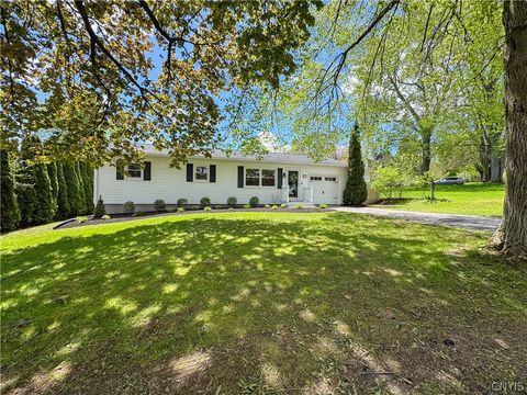 Homes For Sale - 26 Locust Street<br/> Auburn, NY 13021