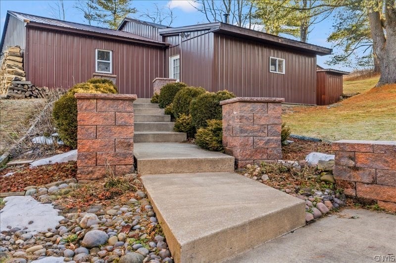 144 Owlville Road