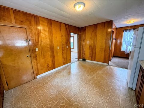Tiny photo for 905 Cogswell Avenue, Geddes, NY 13209 (MLS # S1684674)