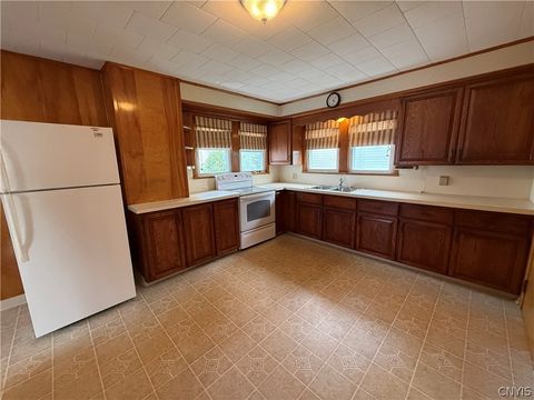 Tiny photo for 905 Cogswell Avenue, Geddes, NY 13209 (MLS # S1684674)