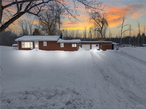 Homes For Sale - 9576 Black Creek Road<br/> Clay, NY 13029