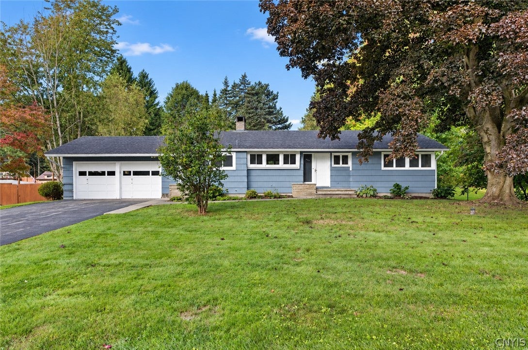 102 Woods Path Road