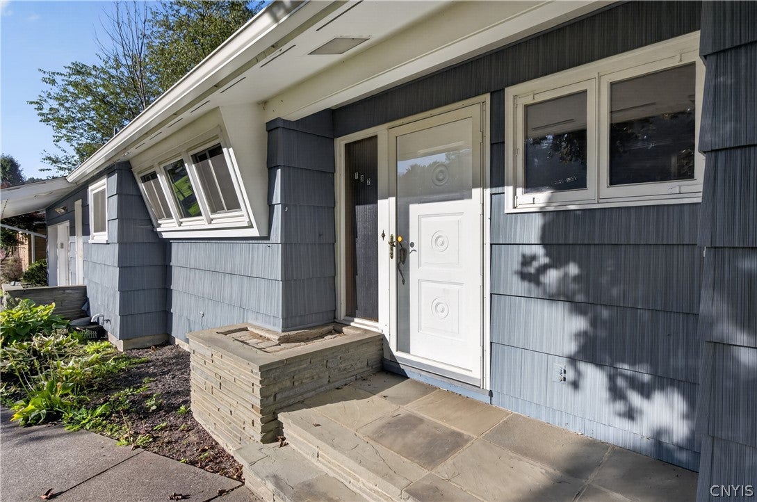 102 Woods Path Road