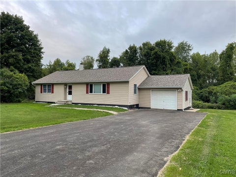 Photo for 2909 Turnpike Road