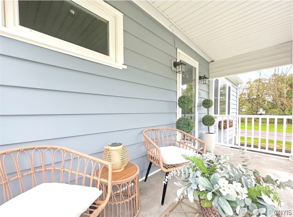 16 Homestead Road E