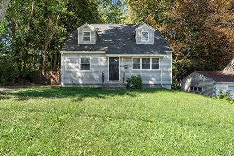 Photo of 414 Beverly Drive, Camillus, NY 13219 (MLS # S1706954)