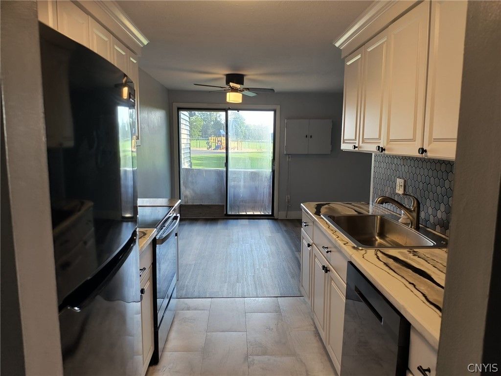 Photo of 471 Idlewood Boulevard, Van Buren, NY 13027 (MLS # S1666013)