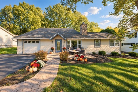 Photo for 6 Lakeview Circle