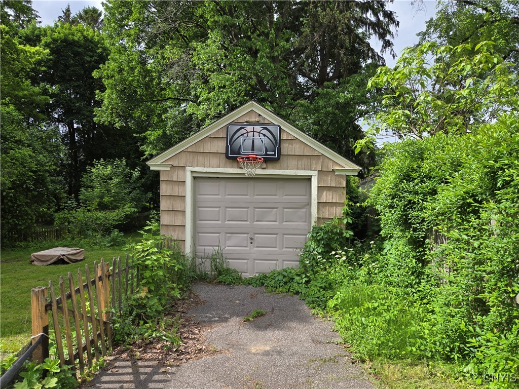 181 Brampton Road, Syracuse, New York image 14