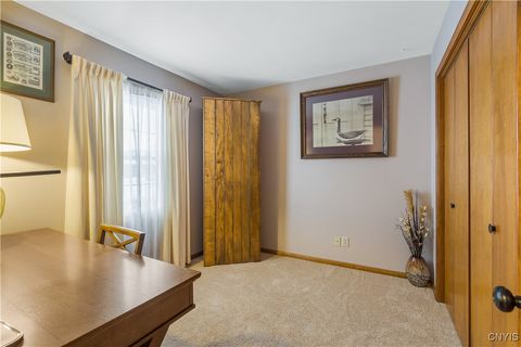 Tiny photo for 9408 Hawkeye Drive, Cicero, NY 13029 (MLS # S1660051)