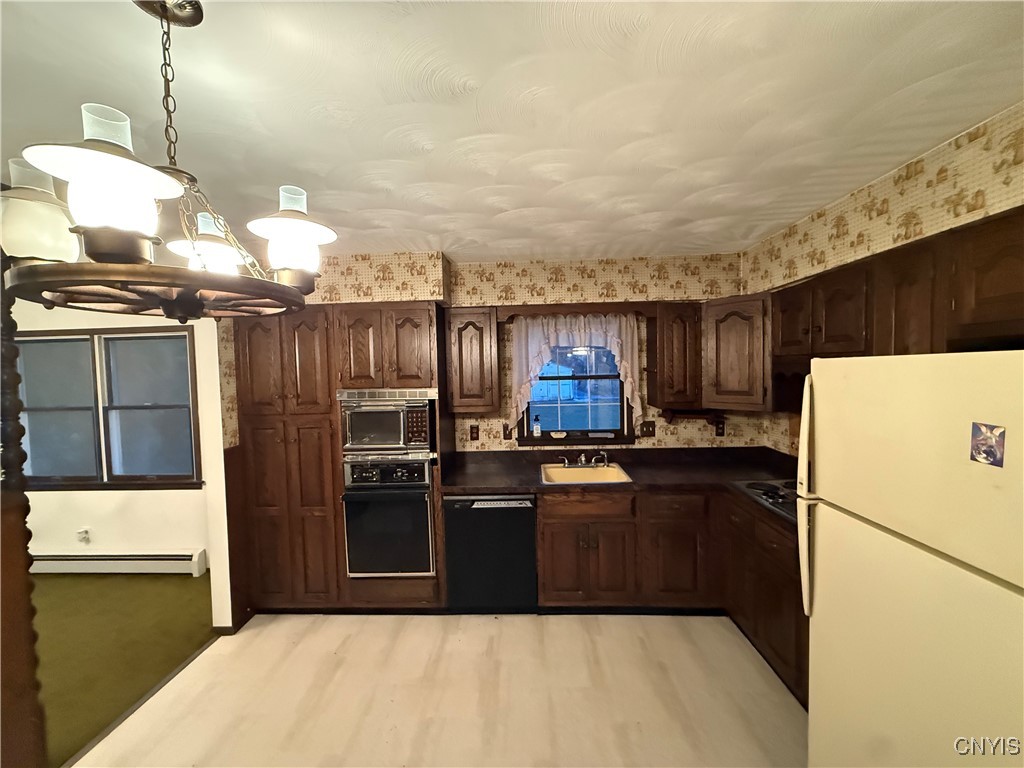 6086 Cavanuaugh Road E