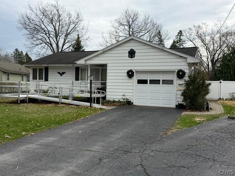 Homes For Sale - 501 Chestnut Street<br/> Clay, NY 13212