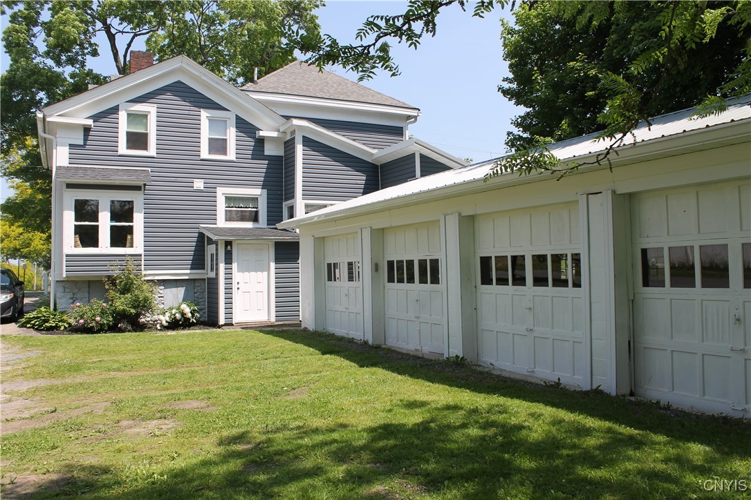 42 Mechanic Street
