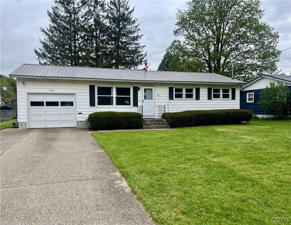 11 Meadow Drive
