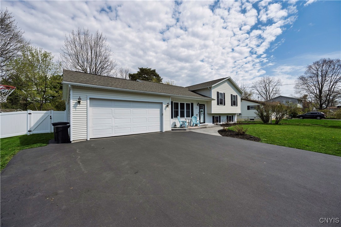 7715 Admiral Drive, Clay, New York image 2