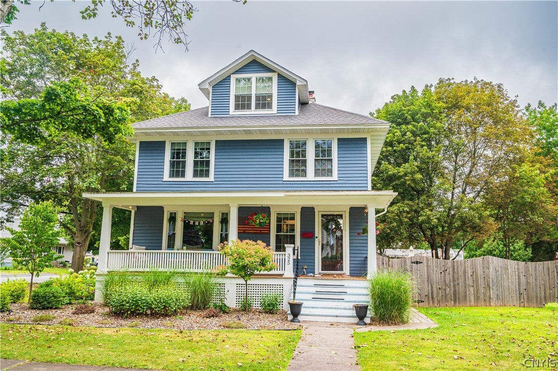 325 Kinsley Street