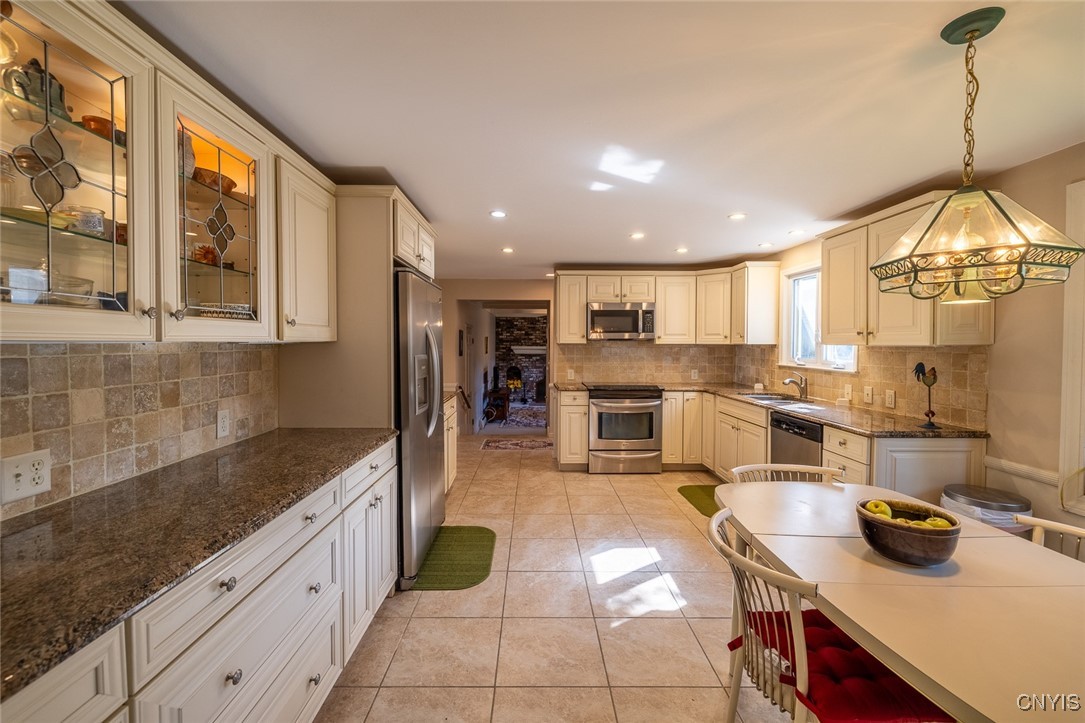 4877 Candy Lane, Manlius, New York image 10