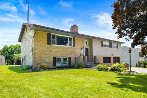 Homes For Sale - 464 Oakdale Avenue<br/> Utica, NY 13502