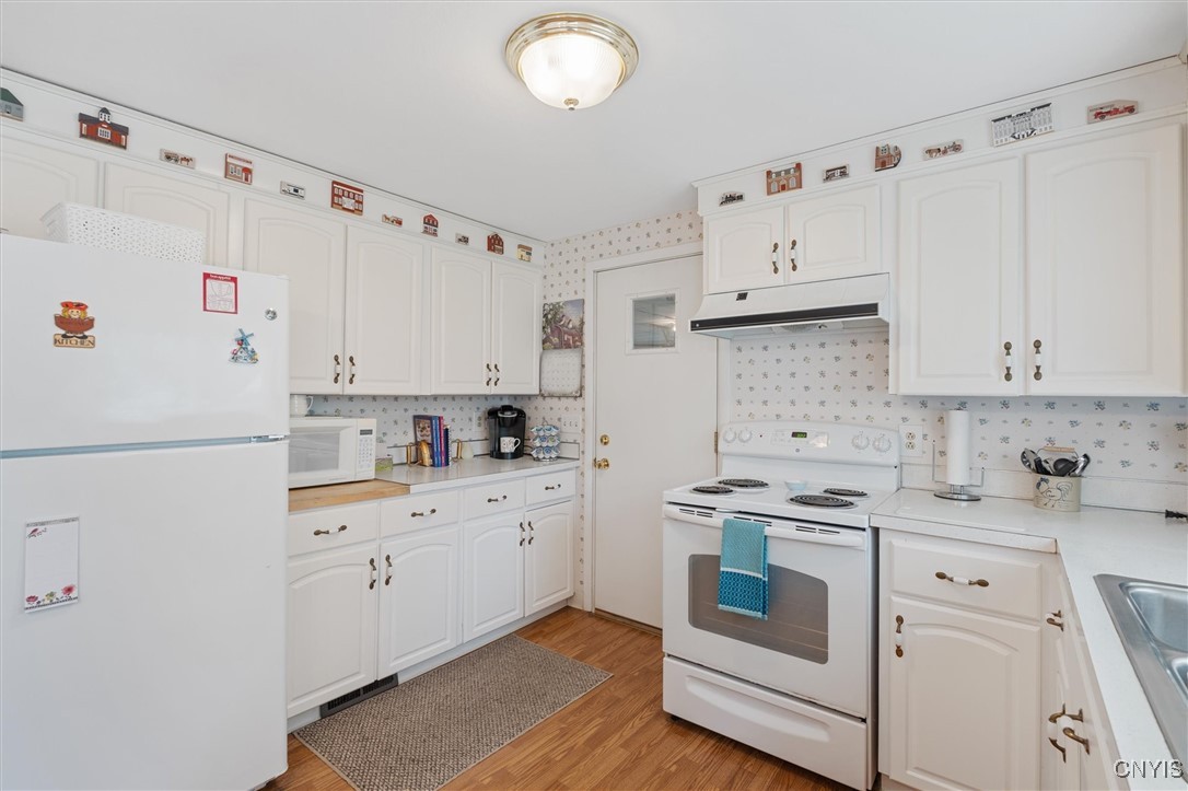 104 Hillside Way, Camillus, New York image 7