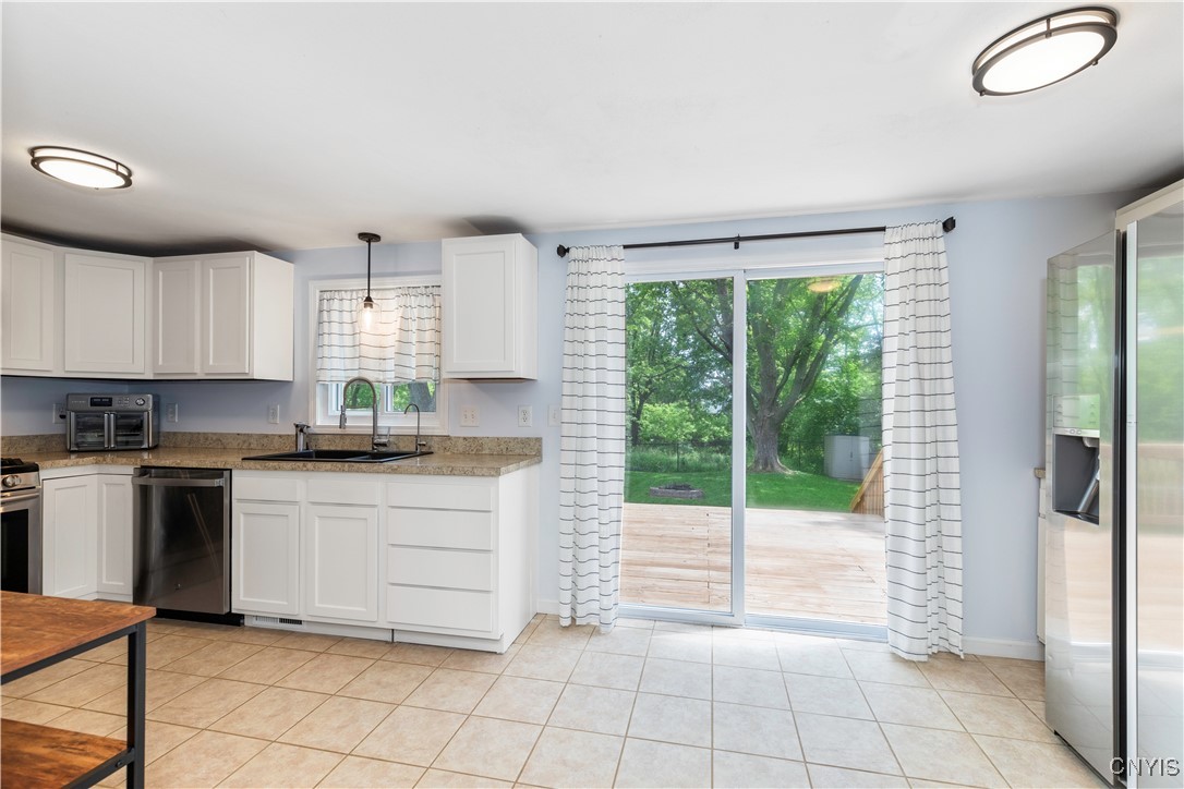 212 Hunt Drive, Manlius, New York image 12
