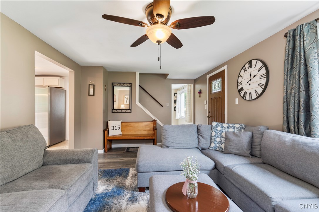 212 Hunt Drive, Manlius, New York image 9