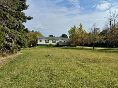 Homes For Sale - 2645 County Route 15<br/> Sandy Creek, NY 13145