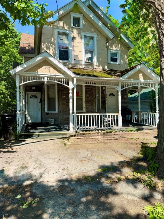 214-16 Reed Avenue